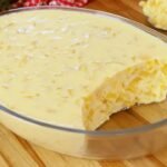 Gelado de Abacaxi Cremoso da Vovó: A Sobremesa Refrescante Que Encanta!