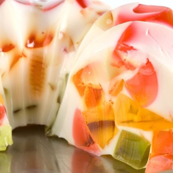 gelatina colorida com creme de leite