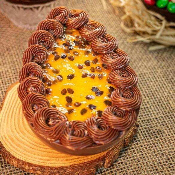 ovo-de-colher-com-mousse-de-maracuja-e-brigadeiro ovo de colher com mousse de maracujá e brigadeiro