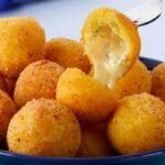 Bolinha de Queijo Crocante: O Segredo para um Salgadinho Perfeito