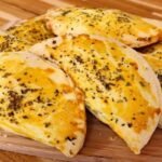 Pastel de Forno Sabor Pizza: A Combinação Perfeita de Praticidade e Sabor